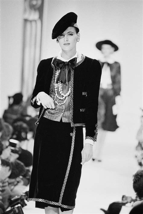 la mode 20 siecle coco chanel|Coco Chanel france.